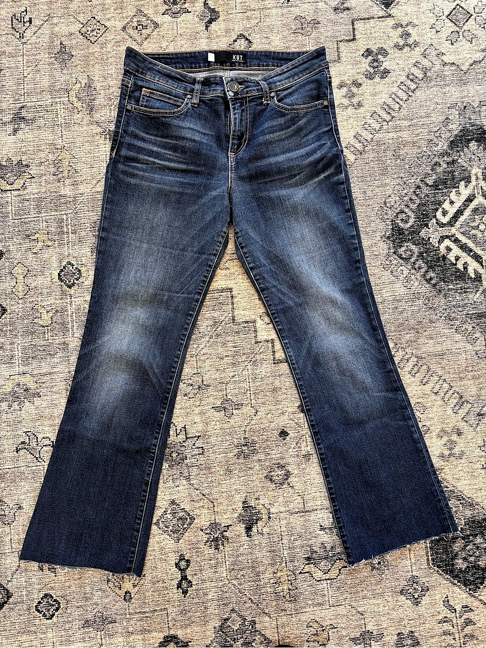 KUT from the Kloth Natalie Kurvy Bootcut Cropped Jeans Size 10